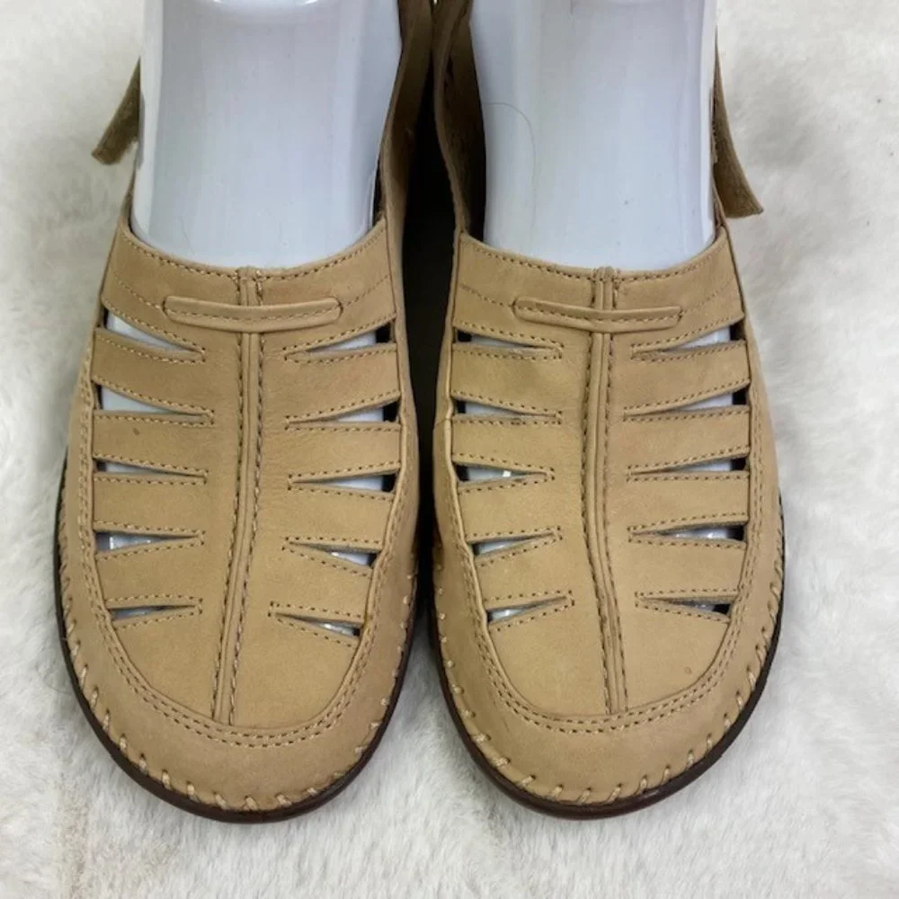 I Love Comfort Aylwin Leather‎ Slingback Hook and Loop Sandals, size 8.5